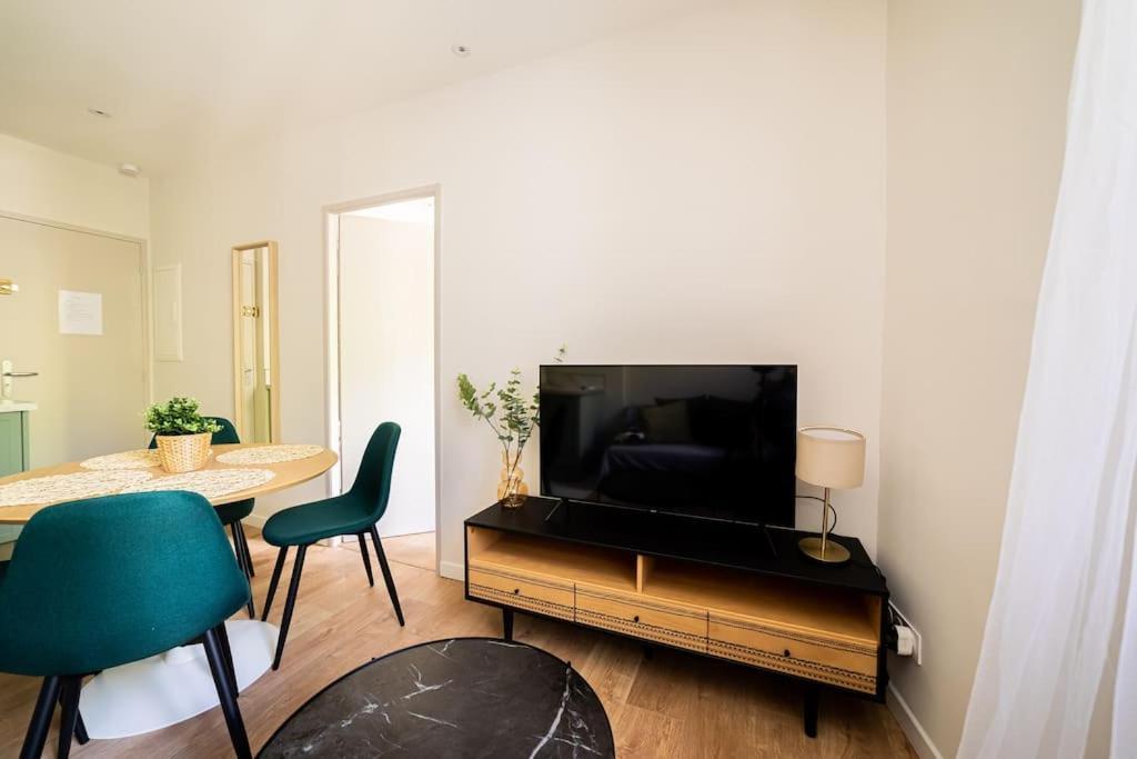 Le Pearl Appartement De Charme En Bord Riviere Collobrières Eksteriør bilde